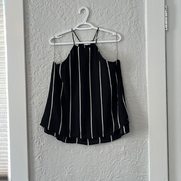 Tank - Picture 1 of 4